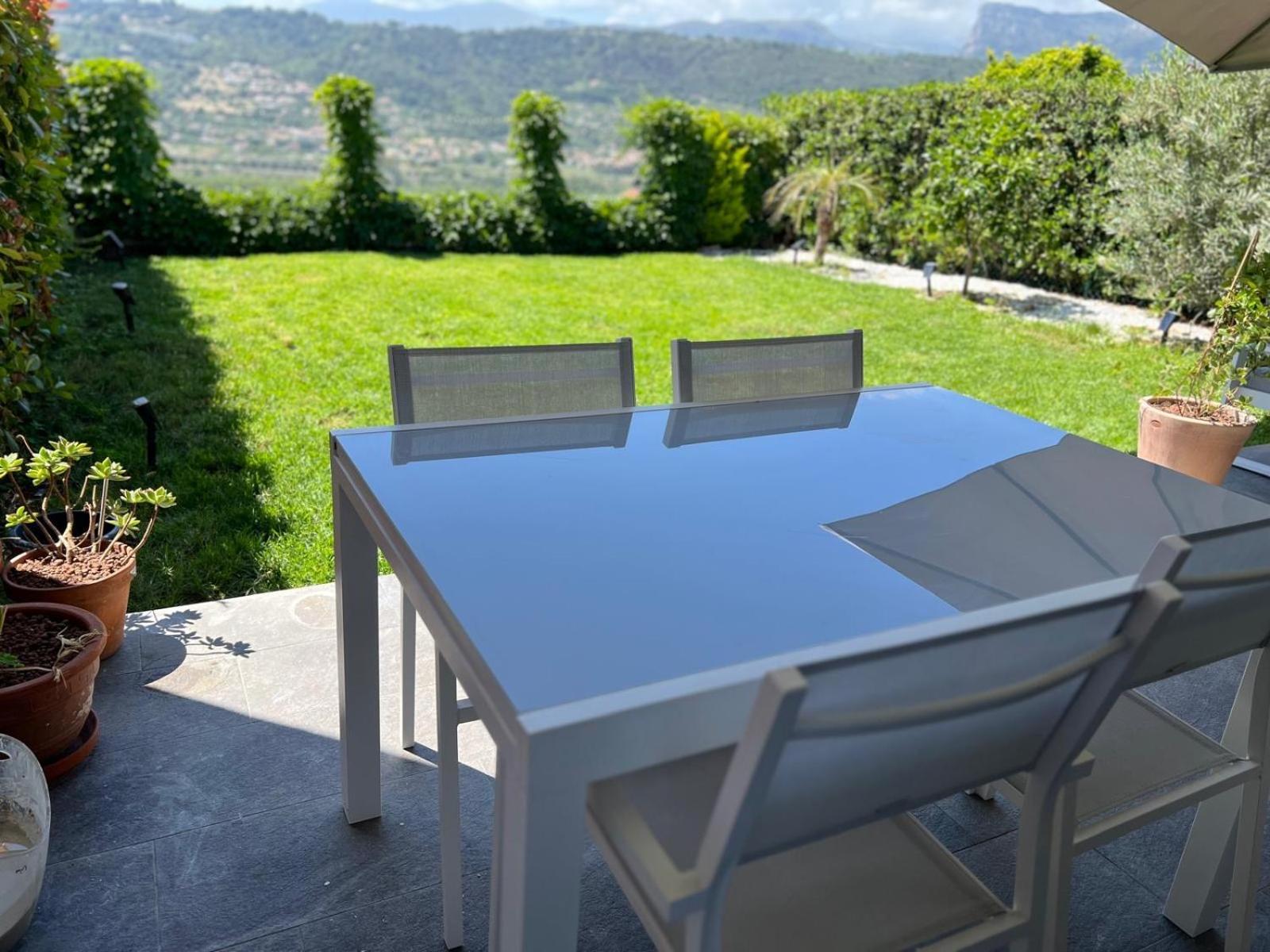 Joli 3 Pieces Ensoleille Sur Les Hauteurs De * Nizza